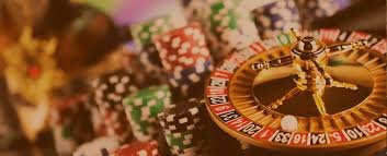imbahslot platform features including football, live dealers, and slot games